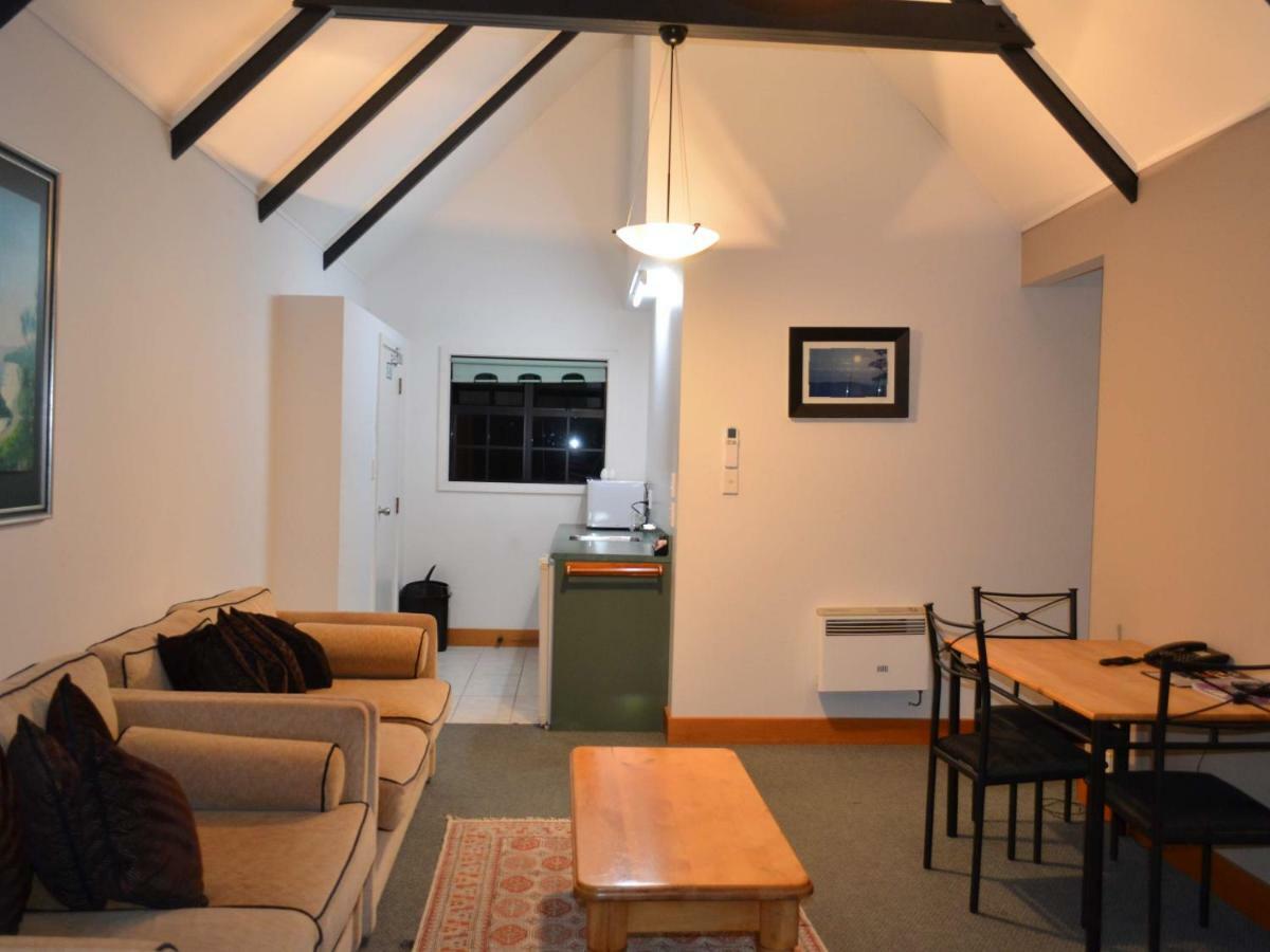 Salty Dog Inn Snells Beach Esterno foto
