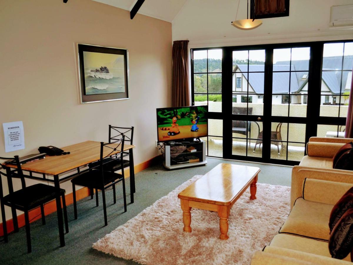 Salty Dog Inn Snells Beach Esterno foto