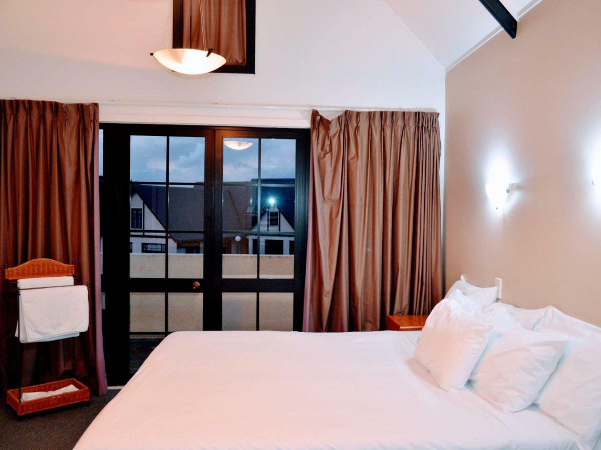 Salty Dog Inn Snells Beach Esterno foto